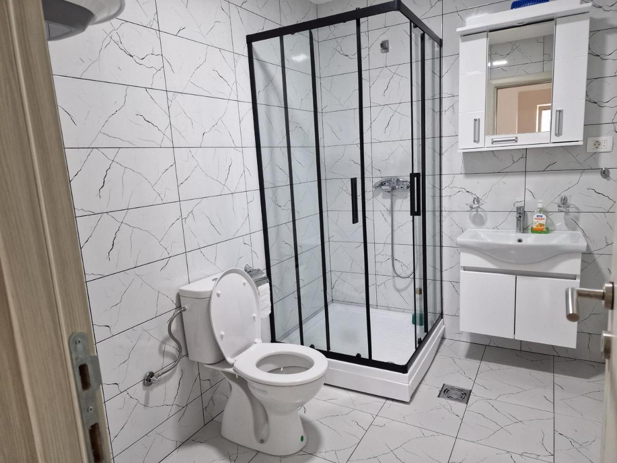 Apartman Tolosi Podgorica Esterno foto