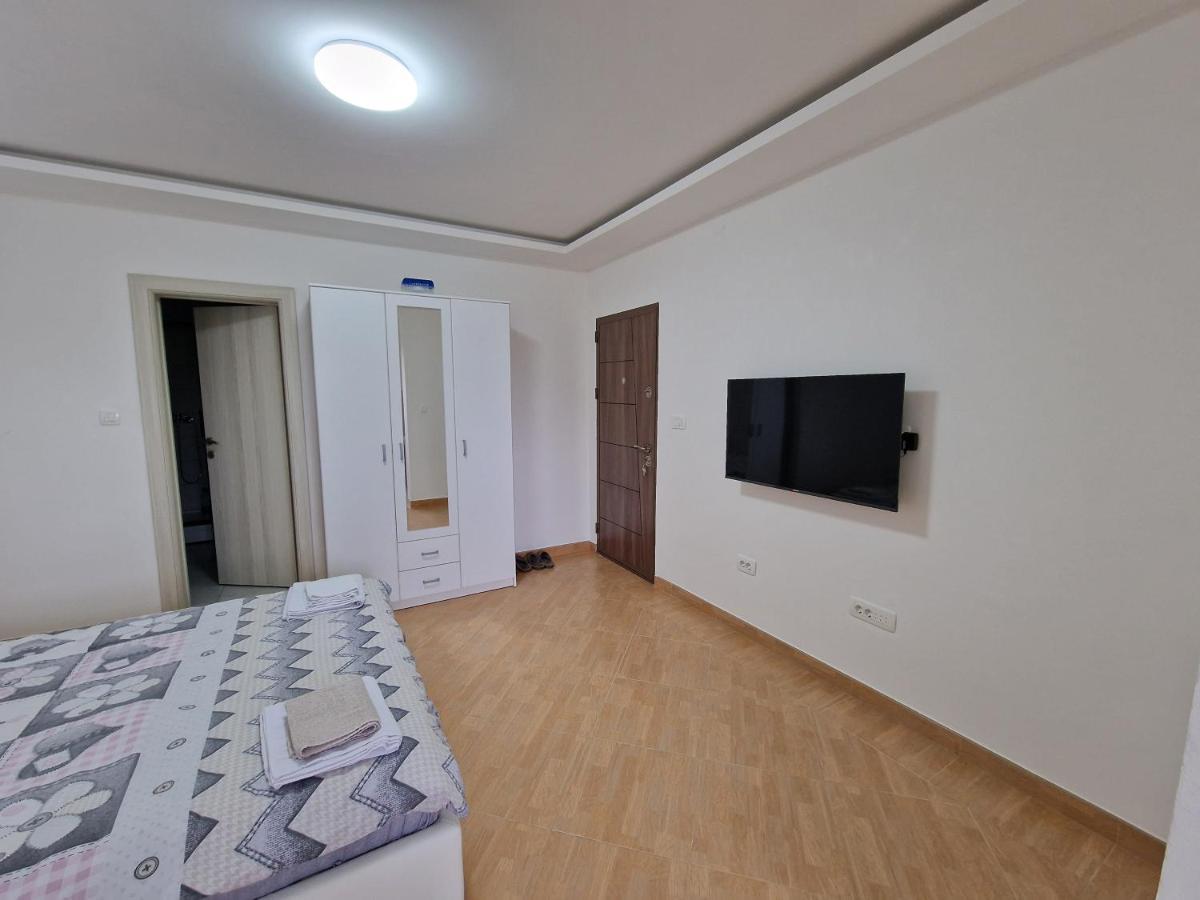 Apartman Tolosi Podgorica Esterno foto
