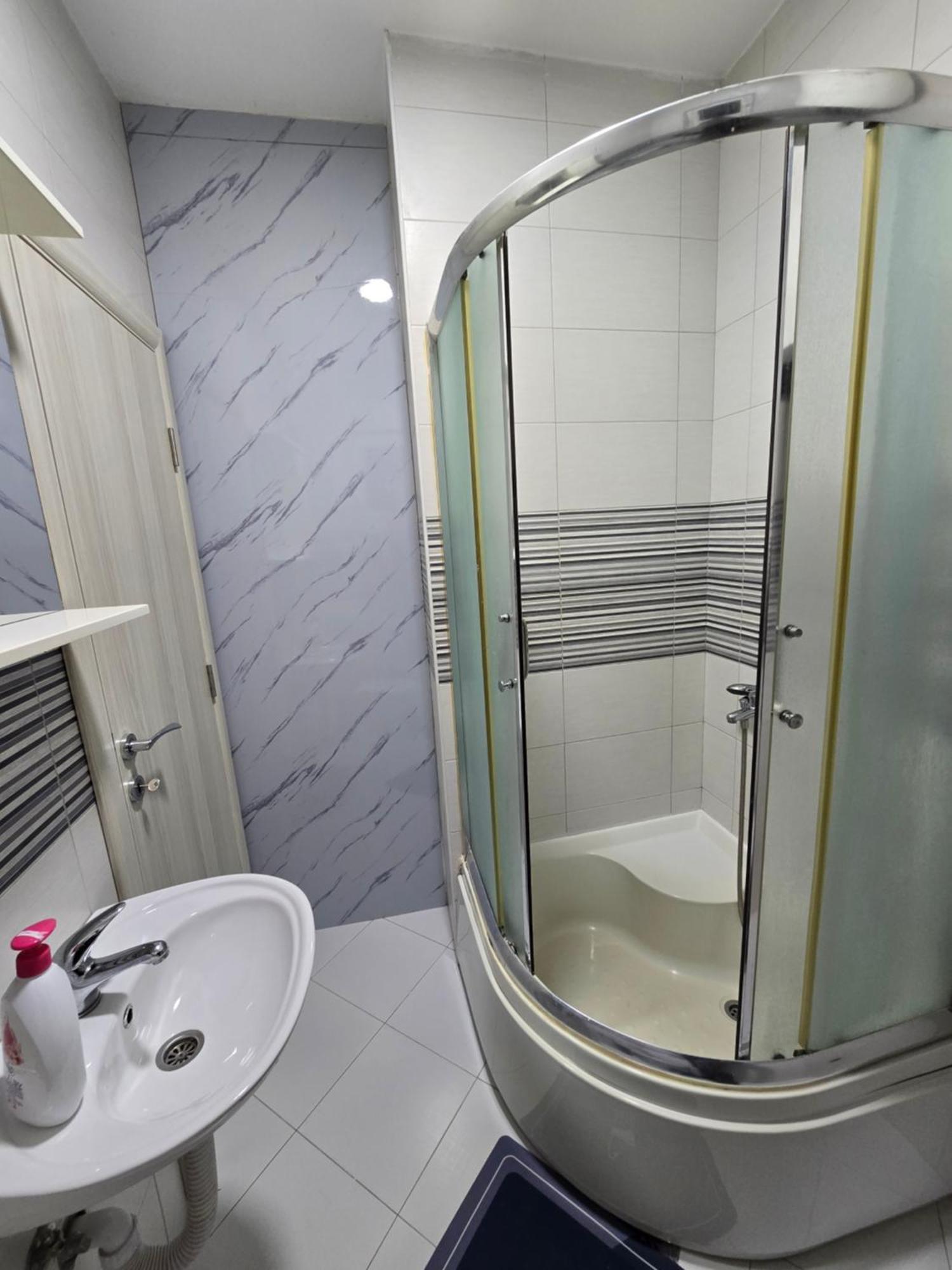 Apartman Tolosi Podgorica Esterno foto