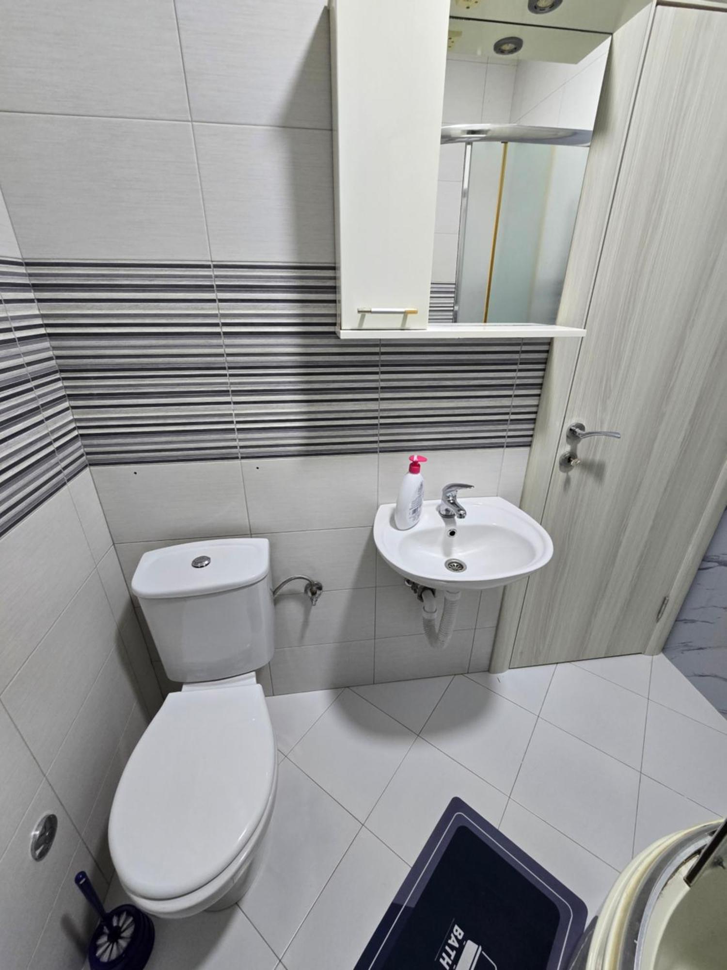 Apartman Tolosi Podgorica Esterno foto